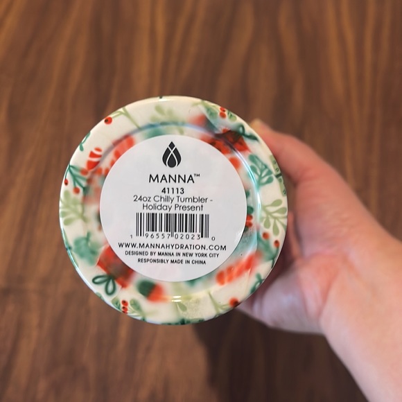 Manna Chilly Tumbler - Holiday Gift Edition - Picture 5 of 6